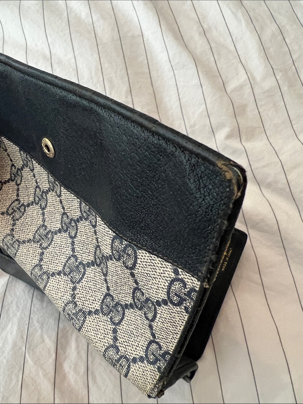 Vintage Gucci Black and Beige GG Canvas Continental Wallet - Picture 6 of 11
